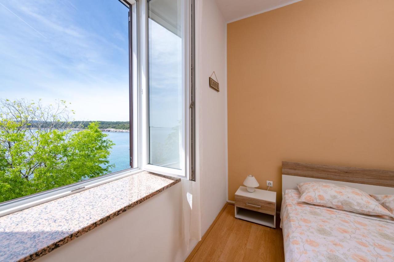 Apartment Dobric Koromačno Екстериор снимка