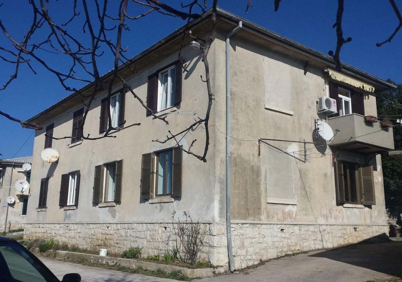 Apartment Dobric Koromačno Екстериор снимка